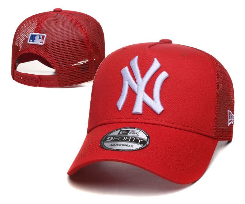 New Era 9FORTY New York Yankees Red Trucker Cap